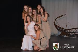 Produkcija Pod reflektorjem navdušila 5